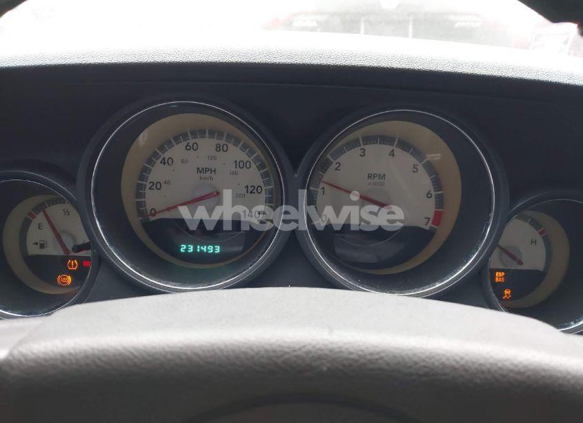 Photo 7 of 2010 Dodge Challenger SE (VIN 2B3CJ4DV5AH275370)