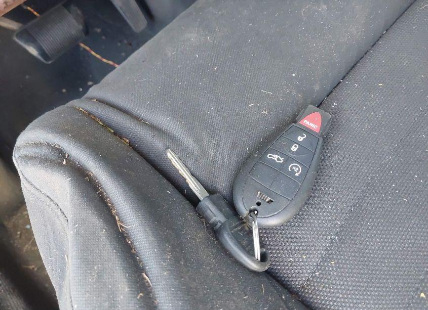 Photo 11 of 2010 Dodge Challenger SE (VIN 2B3CJ4DV5AH319383)