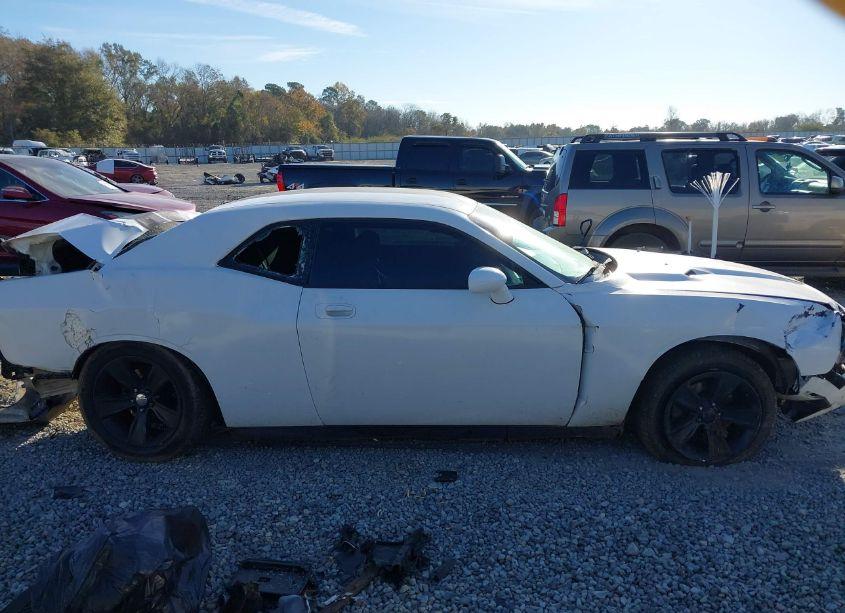 Photo 14 of 2010 Dodge Challenger SE (VIN 2B3CJ4DV5AH319383)