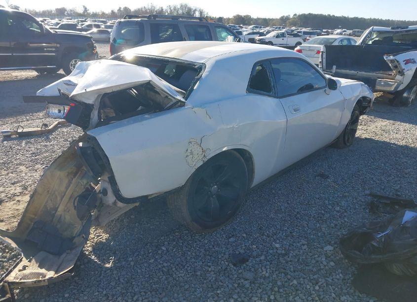 Photo 4 of 2010 Dodge Challenger SE (VIN 2B3CJ4DV5AH319383)