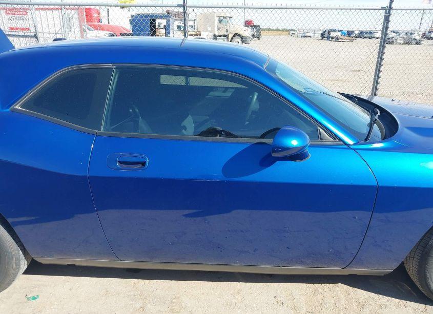 Photo 13 of 2010 Dodge Challenger SE (VIN 2B3CJ4DV5AH321196)