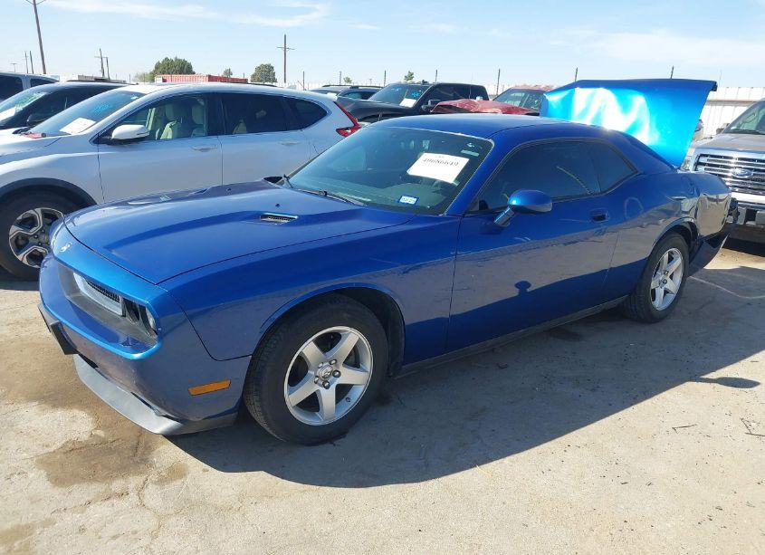 Photo 2 of 2010 Dodge Challenger SE (VIN 2B3CJ4DV5AH321196)