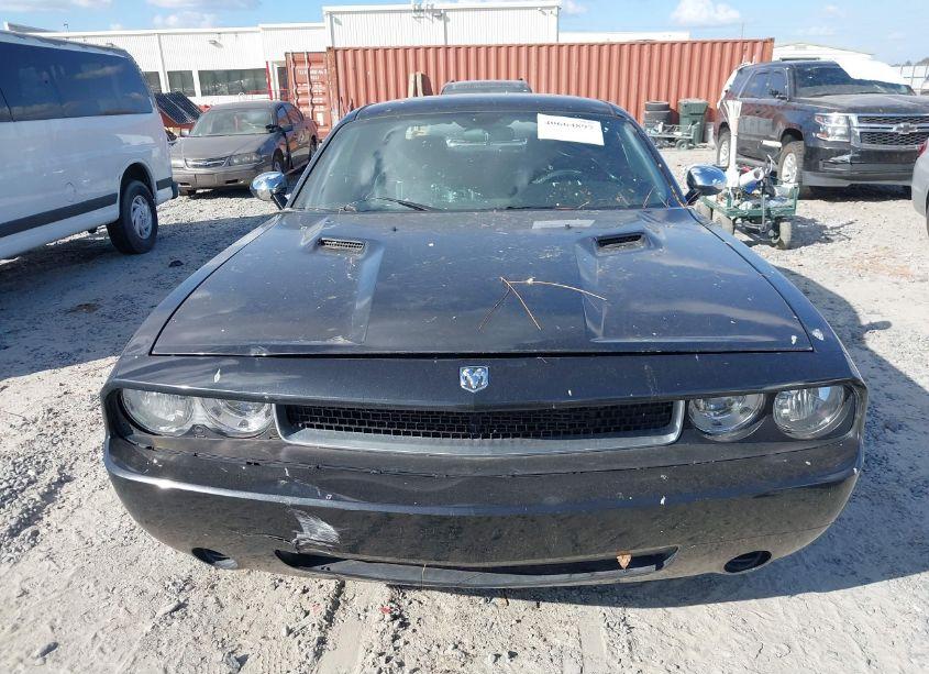 Photo 12 of 2010 Dodge Challenger SE (VIN 2B3CJ4DV8AH199577)