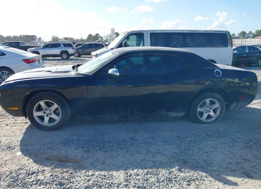 Photo 14 of 2010 Dodge Challenger SE (VIN 2B3CJ4DV8AH199577)