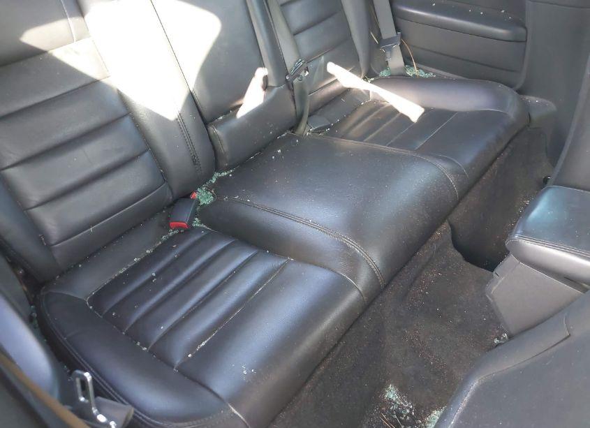 Photo 8 of 2010 Dodge Challenger SE (VIN 2B3CJ4DV8AH199577)