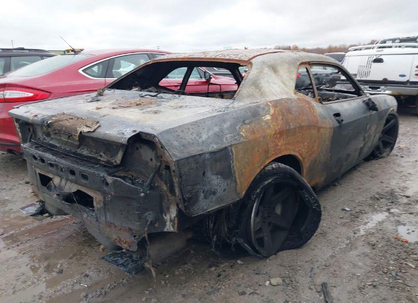 Photo 4 of 2010 Dodge Challenger SE (VIN 2B3CJ4DV8AH278621)