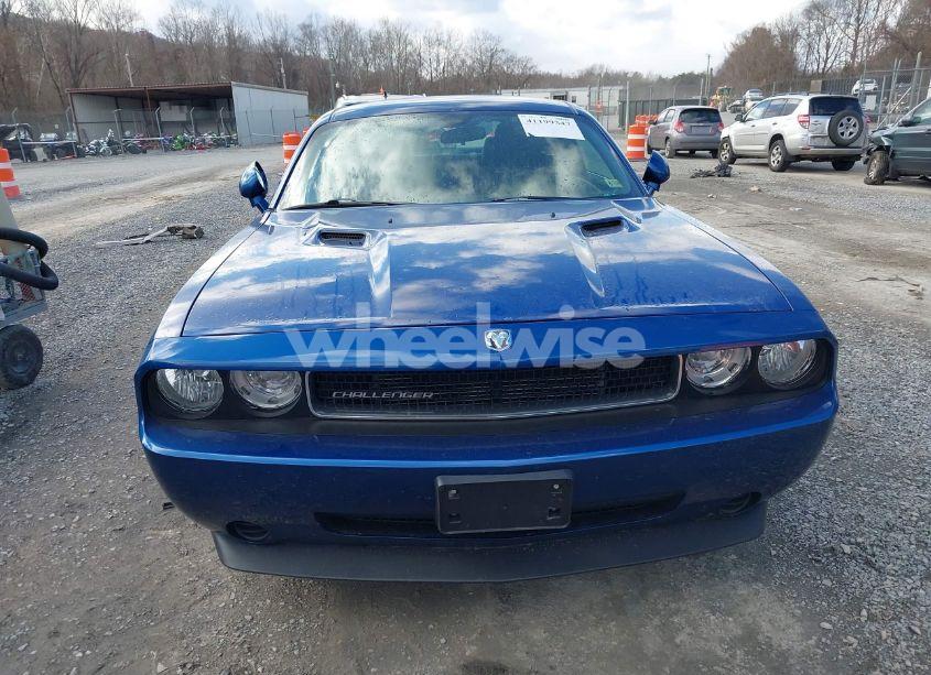 Photo 12 of 2010 Dodge Challenger SE (VIN 2B3CJ4DV8AH319135)