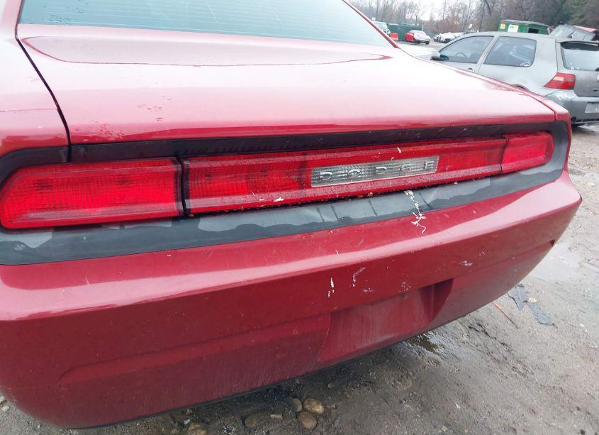 Photo 18 of 2010 Dodge Challenger SE (VIN 2B3CJ4DV9AH278921)