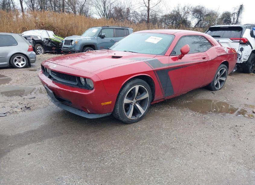 Photo 2 of 2010 Dodge Challenger SE (VIN 2B3CJ4DV9AH278921)