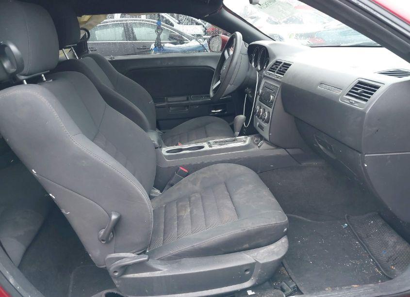 Photo 5 of 2010 Dodge Challenger SE (VIN 2B3CJ4DV9AH278921)