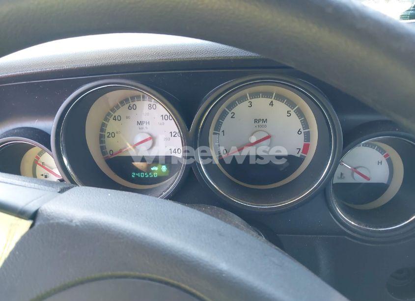 Photo 7 of 2010 Dodge Challenger SE (VIN 2B3CJ4DV9AH318480)