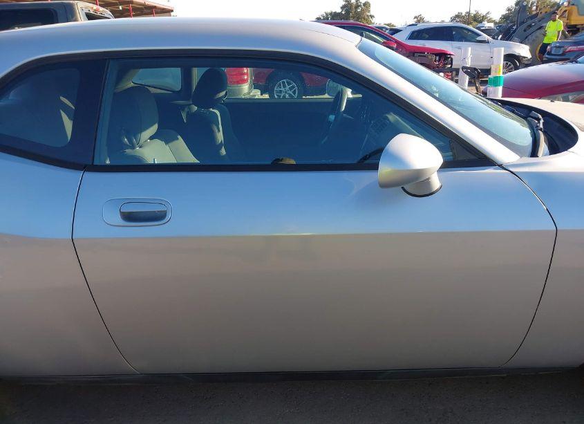 Photo 13 of 2010 Dodge Challenger SE (VIN 2B3CJ4DVXAH179573)