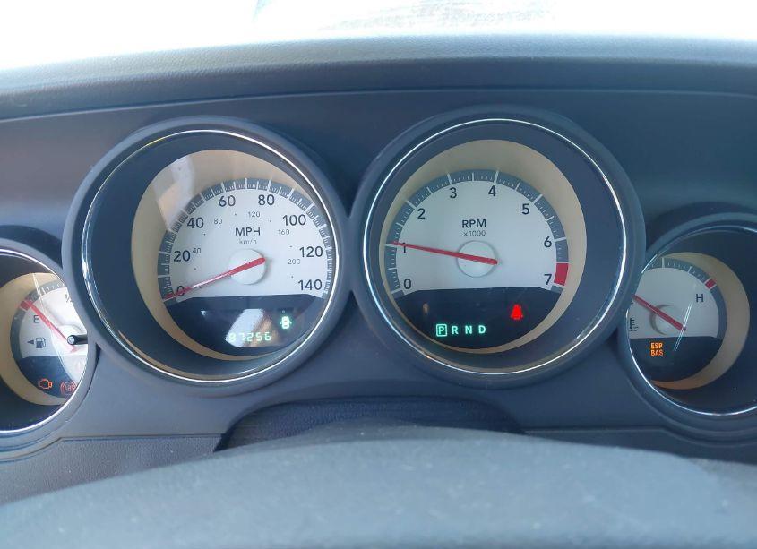 Photo 7 of 2010 Dodge Challenger SE (VIN 2B3CJ4DVXAH179573)