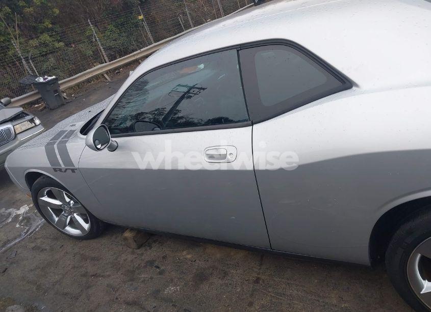 Photo 14 of 2010 Dodge Challenger R/T (VIN 2B3CJ5DT3AH217956)