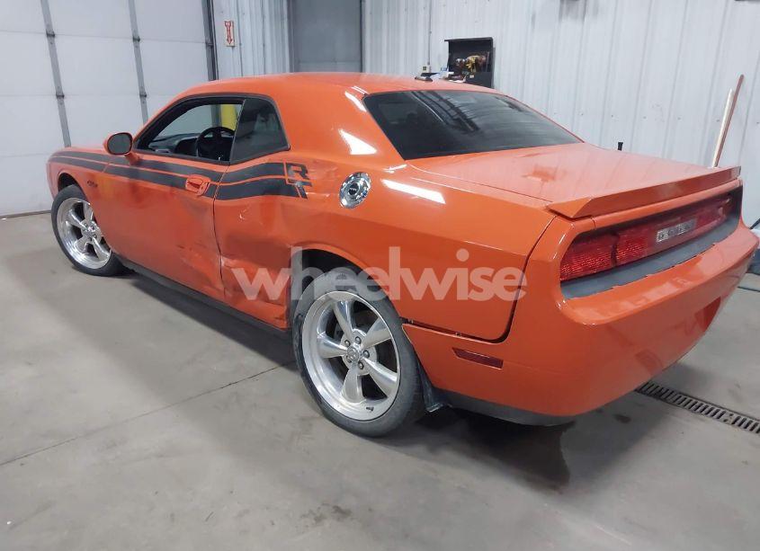 Photo 3 of 2010 Dodge Challenger R/T (VIN 2B3CJ5DT3AH229637)