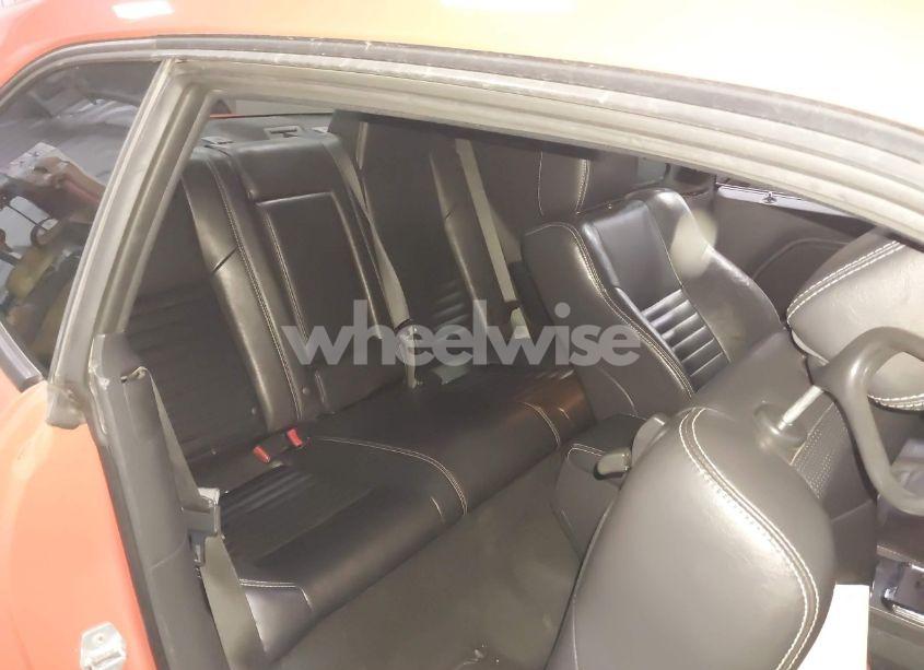 Photo 8 of 2010 Dodge Challenger R/T (VIN 2B3CJ5DT3AH229637)