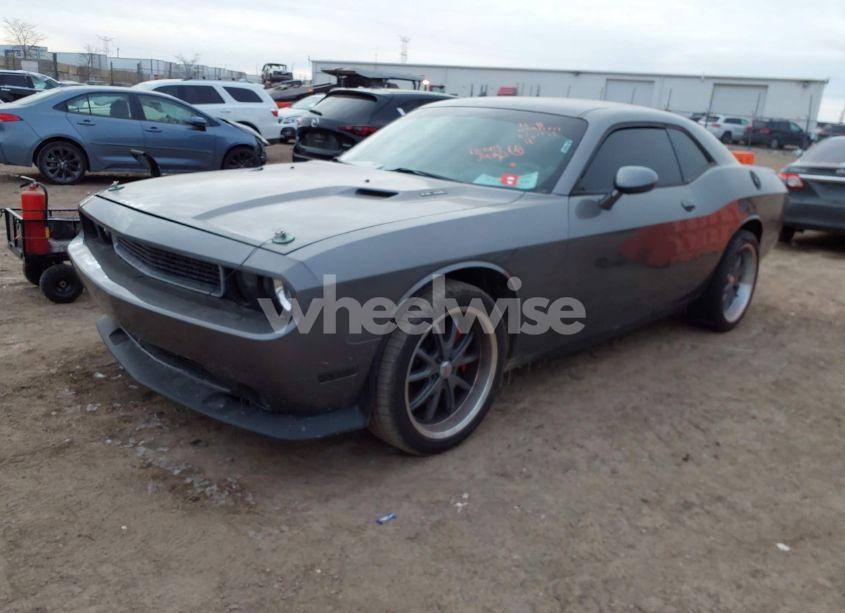 Photo 2 of 2011 Dodge Challenger R/T (VIN 2B3CJ5DT4BH602458)