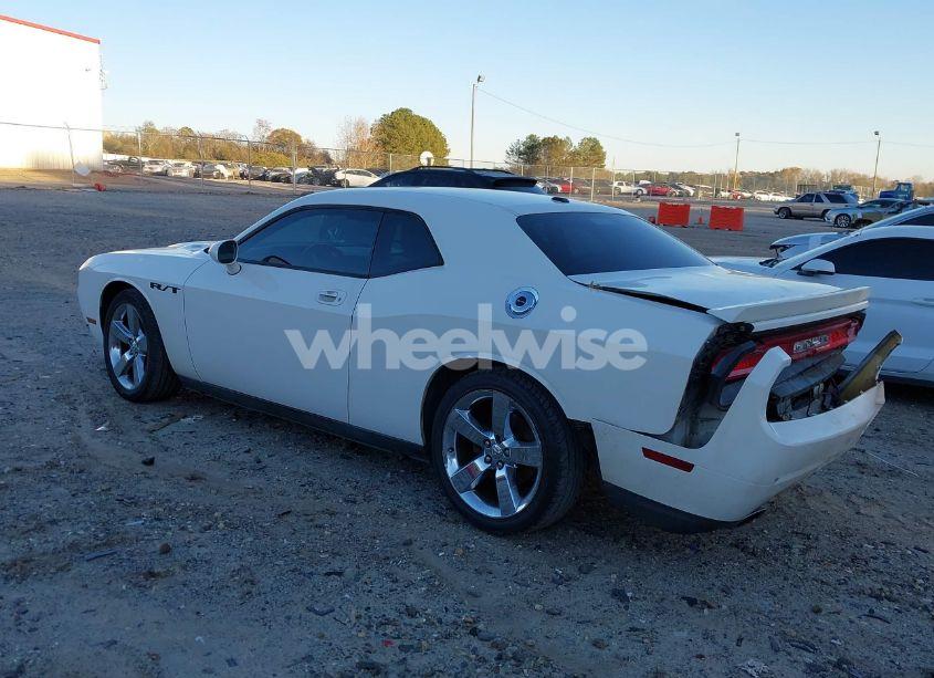 Photo 3 of 2010 Dodge Challenger R/T (VIN 2B3CJ5DT5AH111556)