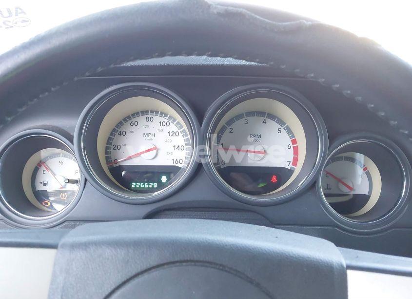 Photo 7 of 2010 Dodge Challenger R/T (VIN 2B3CJ5DT5AH111556)