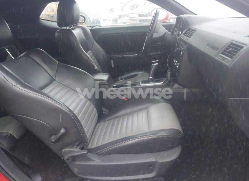 Photo 5 of 2010 Dodge Challenger R/T (VIN 2B3CJ5DT7AH103121)