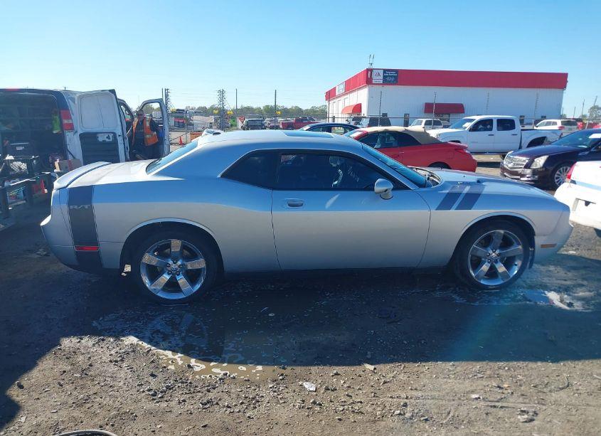 Photo 13 of 2010 Dodge Challenger R/T (VIN 2B3CJ5DT8AH103676)