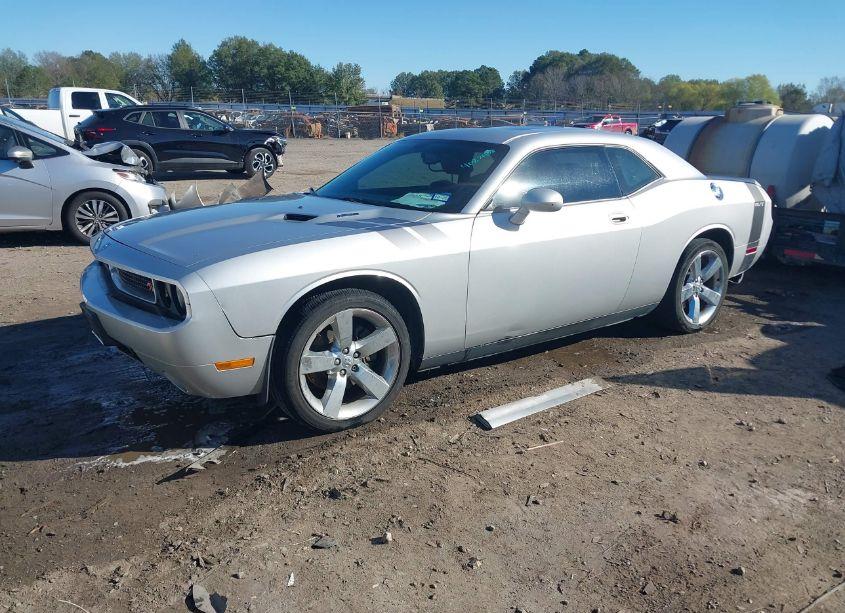Photo 2 of 2010 Dodge Challenger R/T (VIN 2B3CJ5DT8AH103676)