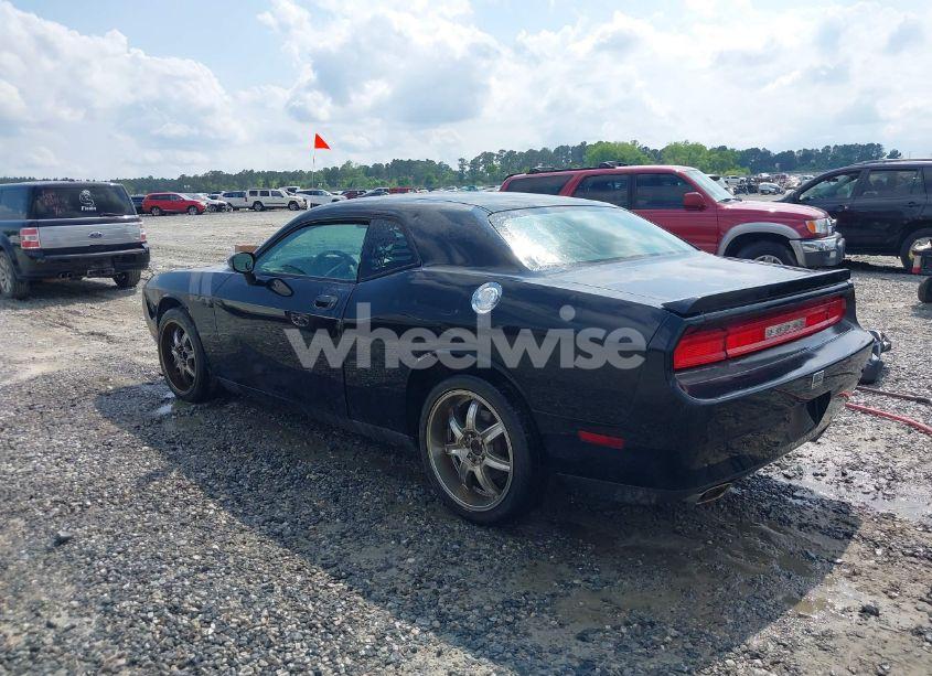 Photo 3 of 2010 Dodge Challenger R/T (VIN 2B3CJ5DT9AH283623)