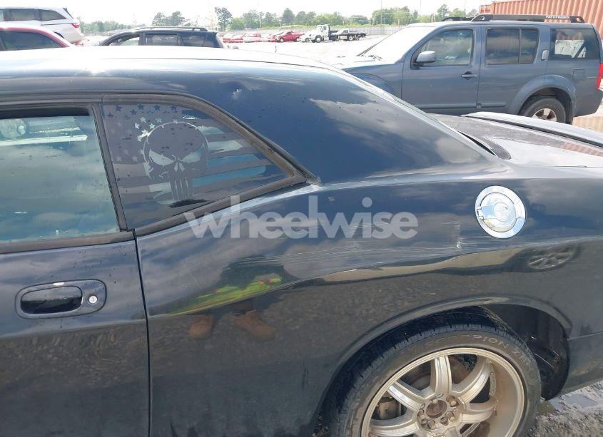 Photo 6 of 2010 Dodge Challenger R/T (VIN 2B3CJ5DT9AH283623)