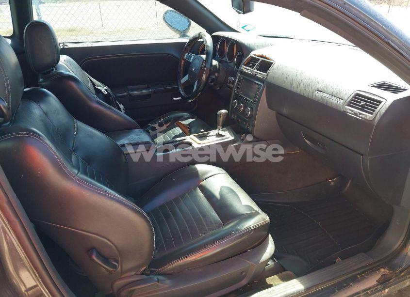 Photo 5 of 2010 Dodge Challenger R/T (VIN 2B3CJ5DTXAH270086)