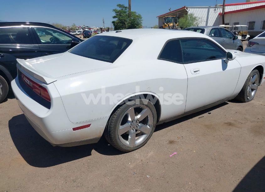 Photo 4 of 2010 Dodge Challenger R/T (VIN 2B3CJ5DTXAH280942)