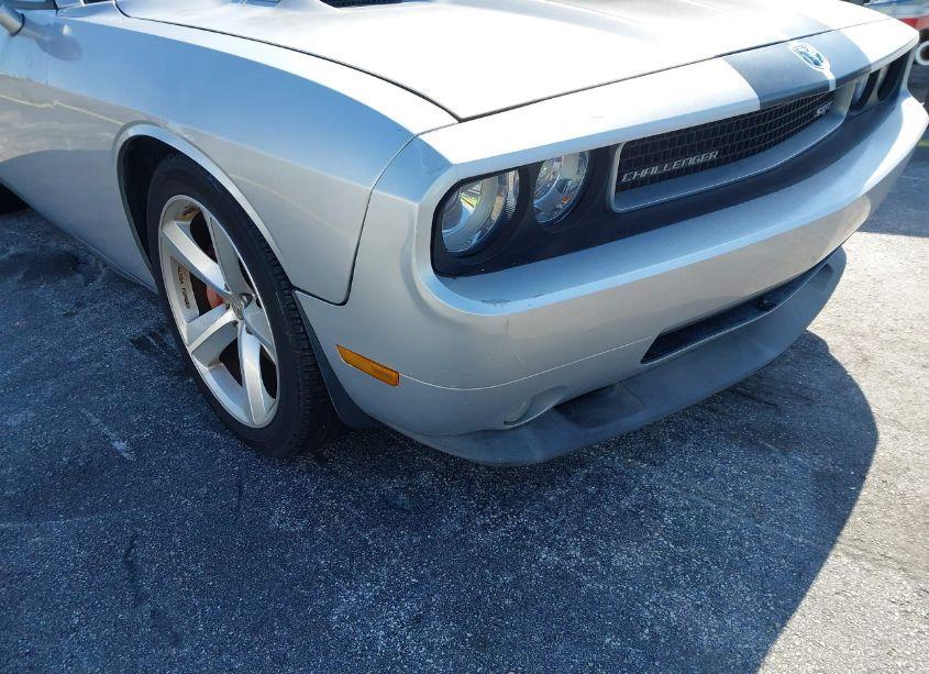 Photo 17 of 2010 Dodge Challenger SRT-8 (VIN 2B3CJ7DW2AH208705)