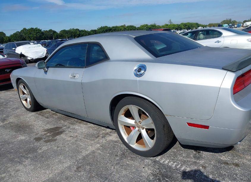 Photo 6 of 2010 Dodge Challenger SRT-8 (VIN 2B3CJ7DW2AH208705)
