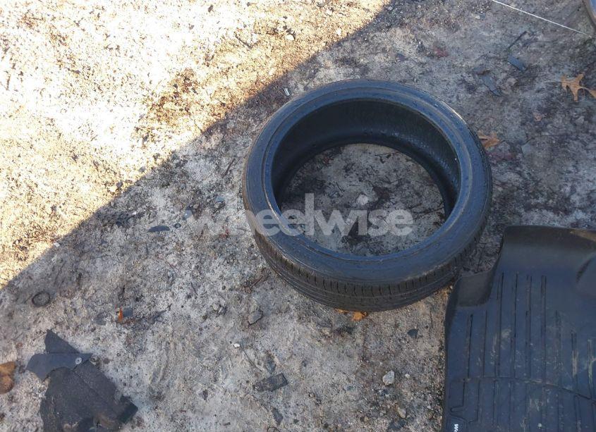 Photo 12 of 2010 Dodge Challenger SRT8 (VIN 2B3CJ7DW6AH211624)