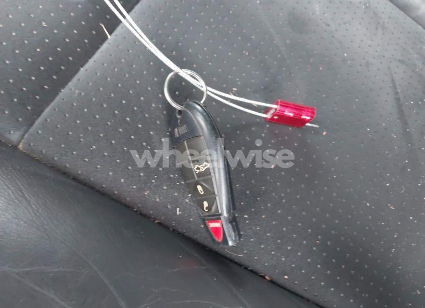 Photo 11 of 2010 Dodge Challenger SRT8 (VIN 2B3CJ7DW6AH296450)