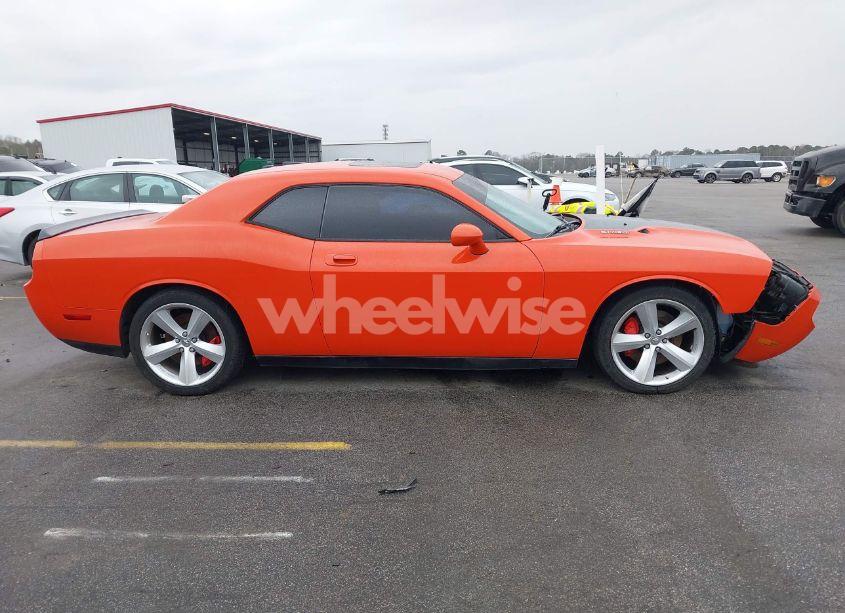 Photo 13 of 2010 Dodge Challenger SRT8 (VIN 2B3CJ7DW6AH296450)