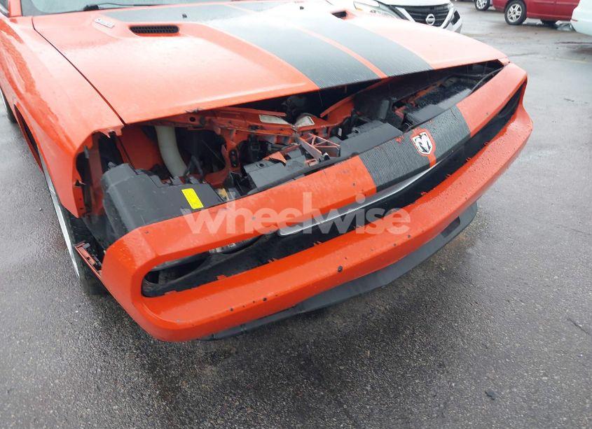 Photo 6 of 2010 Dodge Challenger SRT8 (VIN 2B3CJ7DW6AH296450)