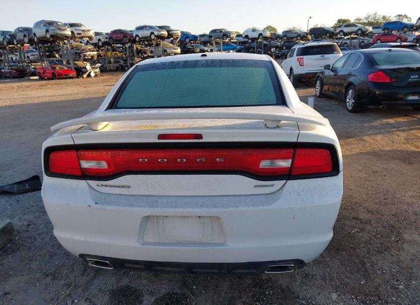 Photo 16 of 2011 Dodge Charger (VIN 2B3CL3CG1BH554596)