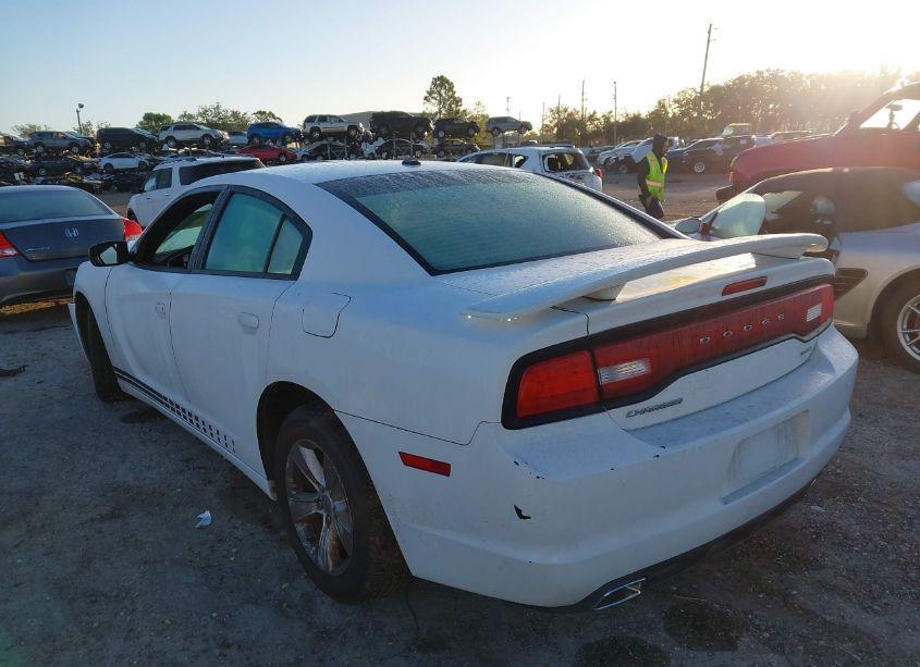 Photo 3 of 2011 Dodge Charger (VIN 2B3CL3CG1BH554596)