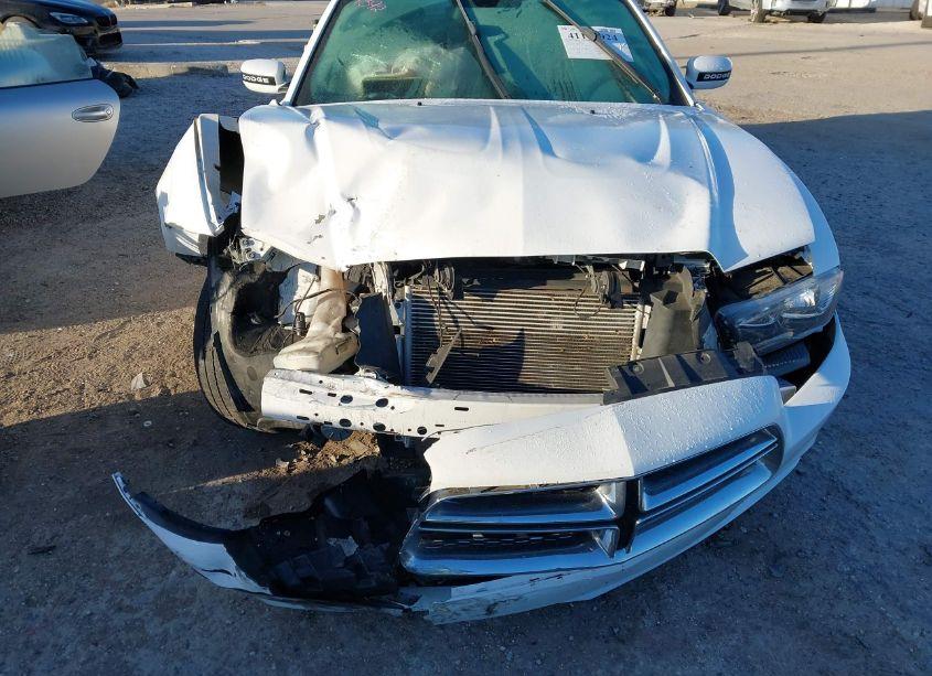 Photo 6 of 2011 Dodge Charger (VIN 2B3CL3CG1BH554596)