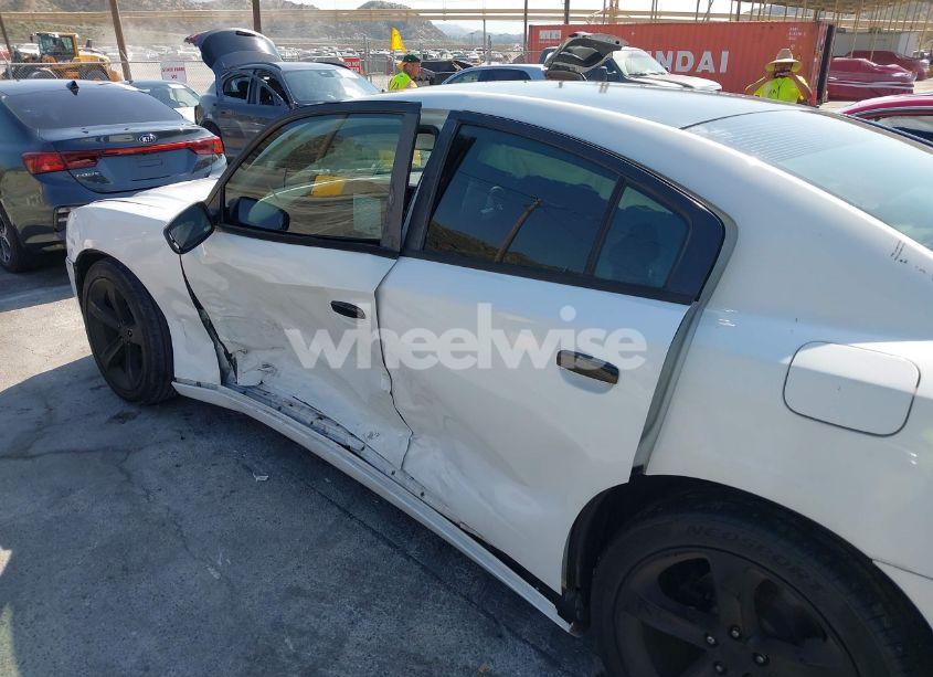 Photo 17 of 2011 Dodge Charger (VIN 2B3CL3CG1BH578218)