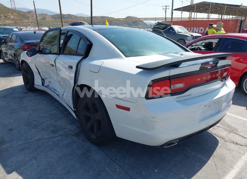 Photo 3 of 2011 Dodge Charger (VIN 2B3CL3CG1BH578218)