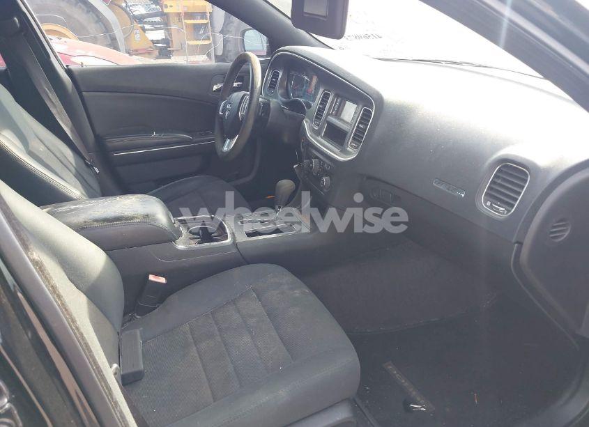 Photo 5 of 2011 Dodge Charger (VIN 2B3CL3CG2BH508873)