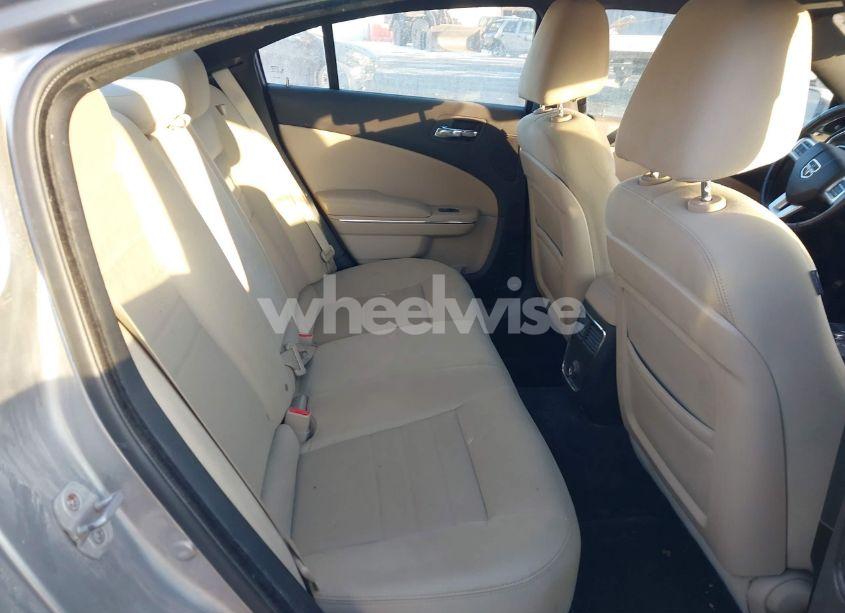 Photo 8 of 2011 Dodge Charger (VIN 2B3CL3CG2BH520344)