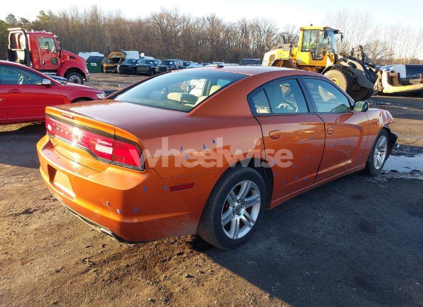 Photo 4 of 2011 Dodge Charger (VIN 2B3CL3CG2BH542960)
