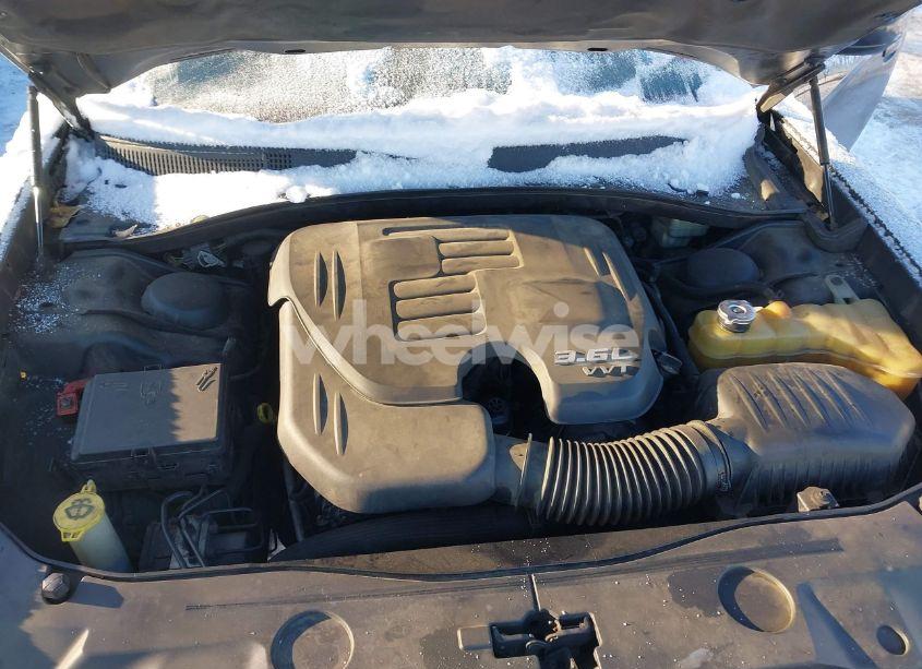 Photo 10 of 2011 Dodge Charger (VIN 2B3CL3CG3BH538593)