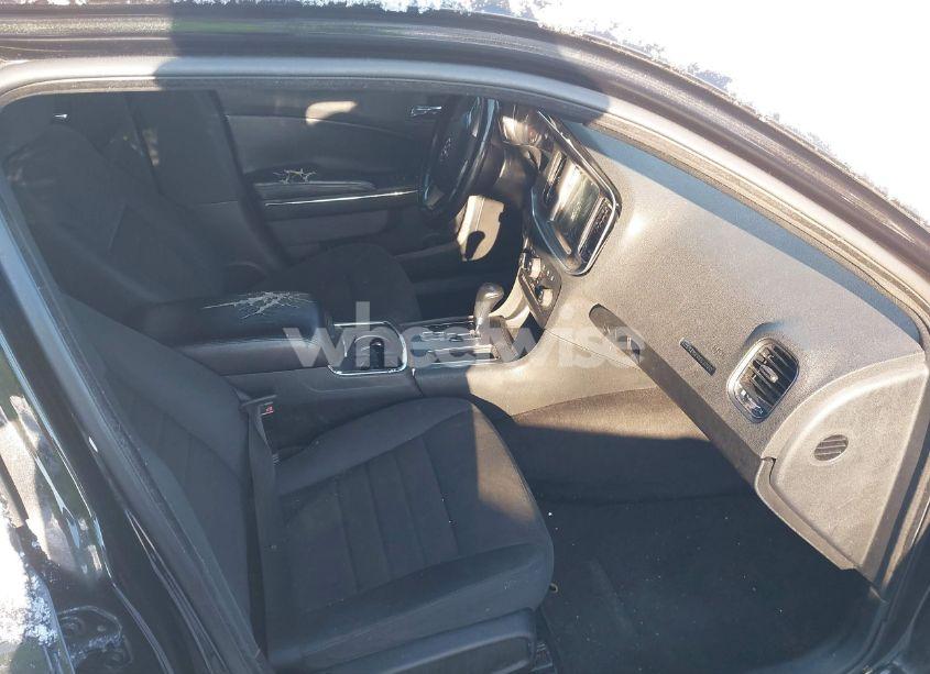 Photo 5 of 2011 Dodge Charger (VIN 2B3CL3CG3BH538593)