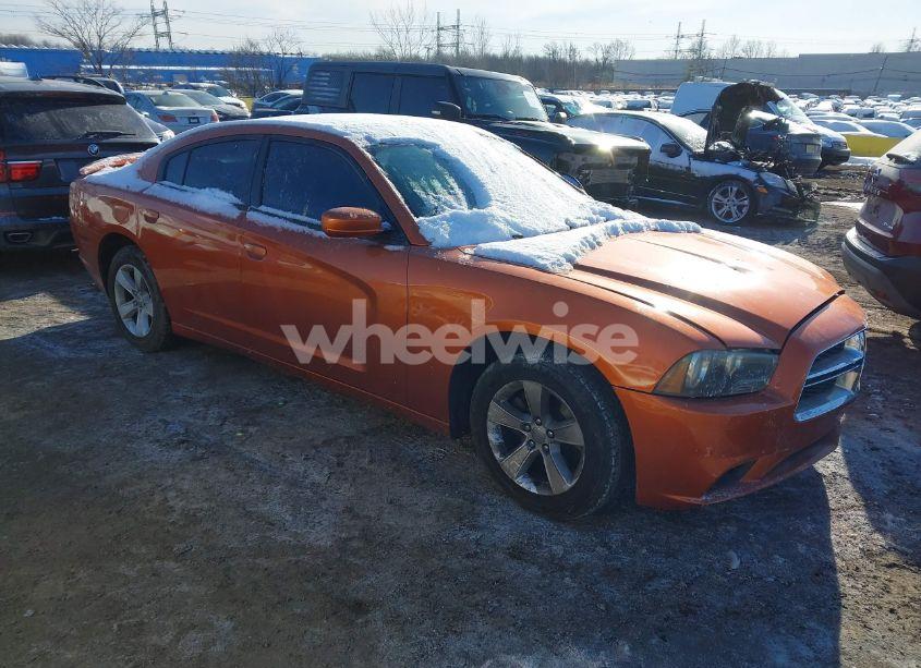 2011 Dodge Charger (VIN 2B3CL3CG3BH576244) main photo