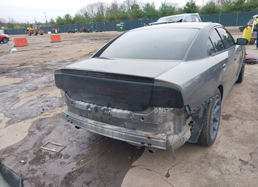 Photo 4 of 2011 Dodge Charger (VIN 2B3CL3CG3BH576938)