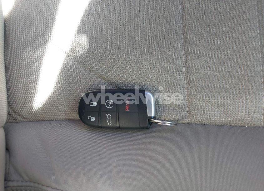 Photo 11 of 2011 Dodge Charger (VIN 2B3CL3CG3BH586613)