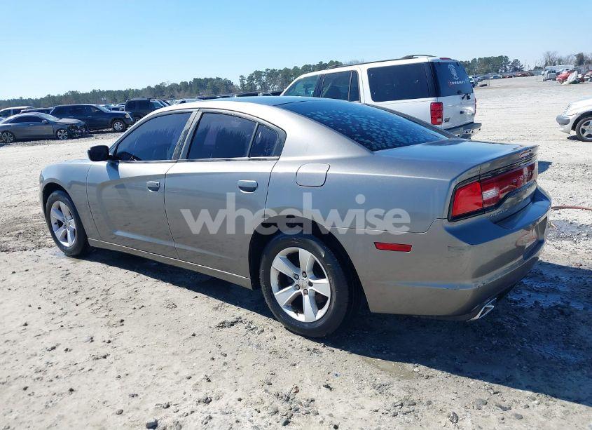 Photo 3 of 2011 Dodge Charger (VIN 2B3CL3CG3BH586613)